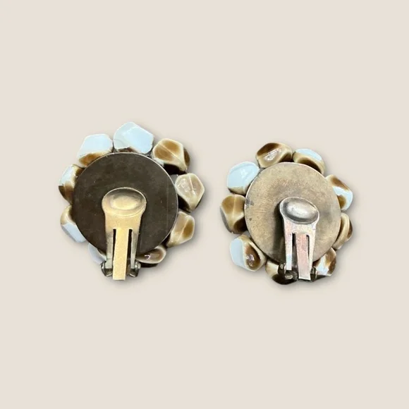 Vintage Beaded Clip On Earrings - Picture 3 of 4